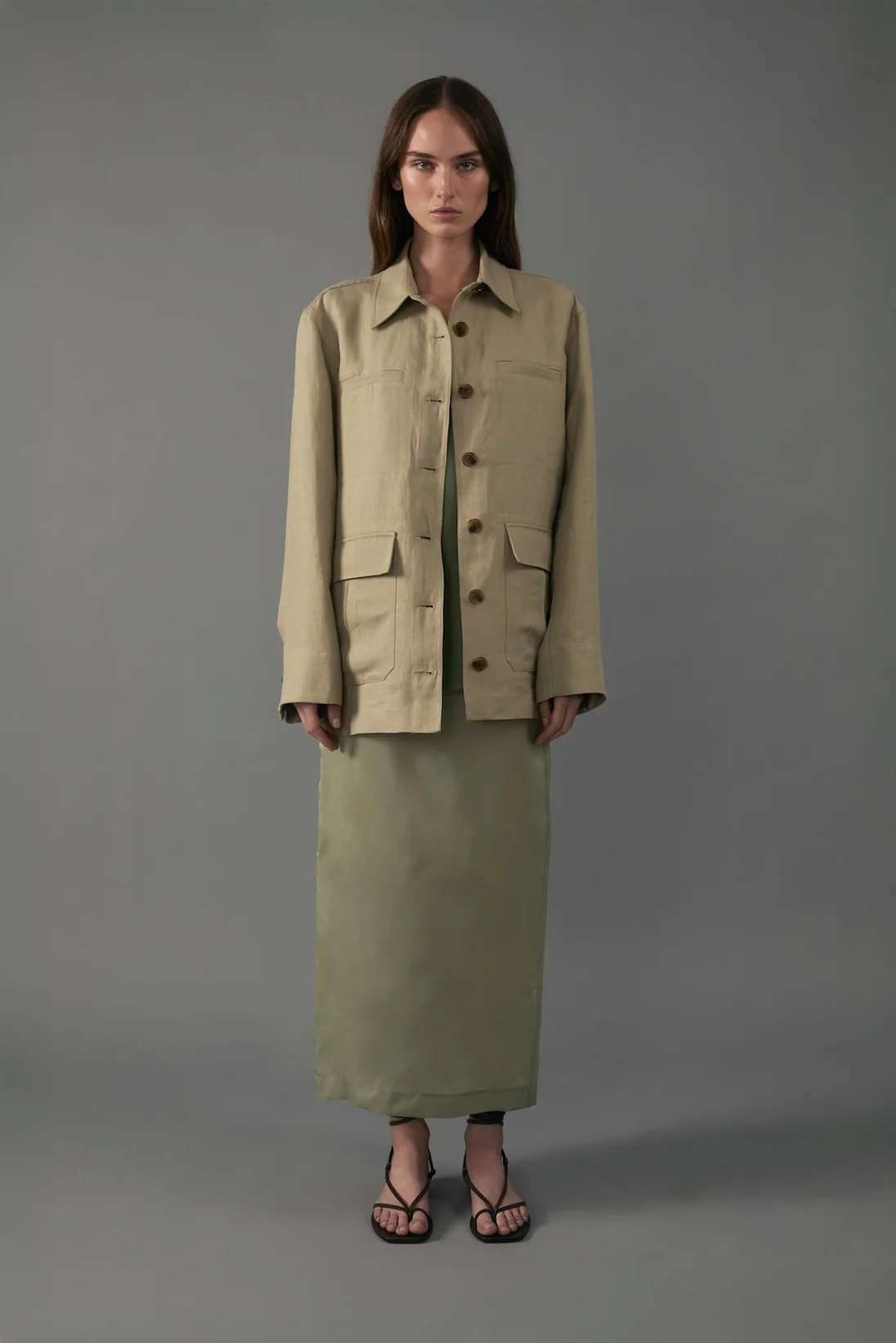Barn Jacket in Linen - Image 3
