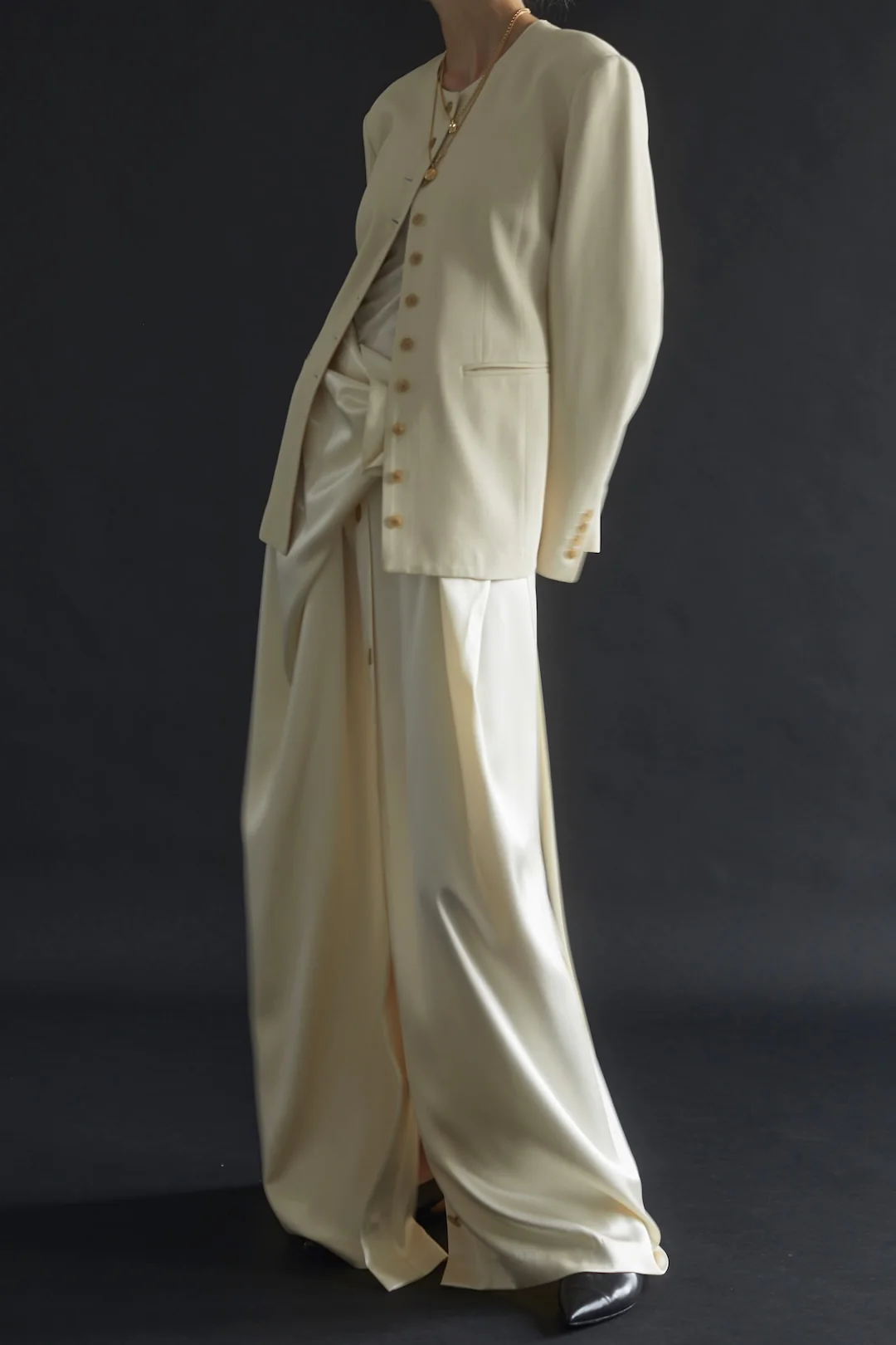 Catalina Blazer in Fluid Twill - Image 7
