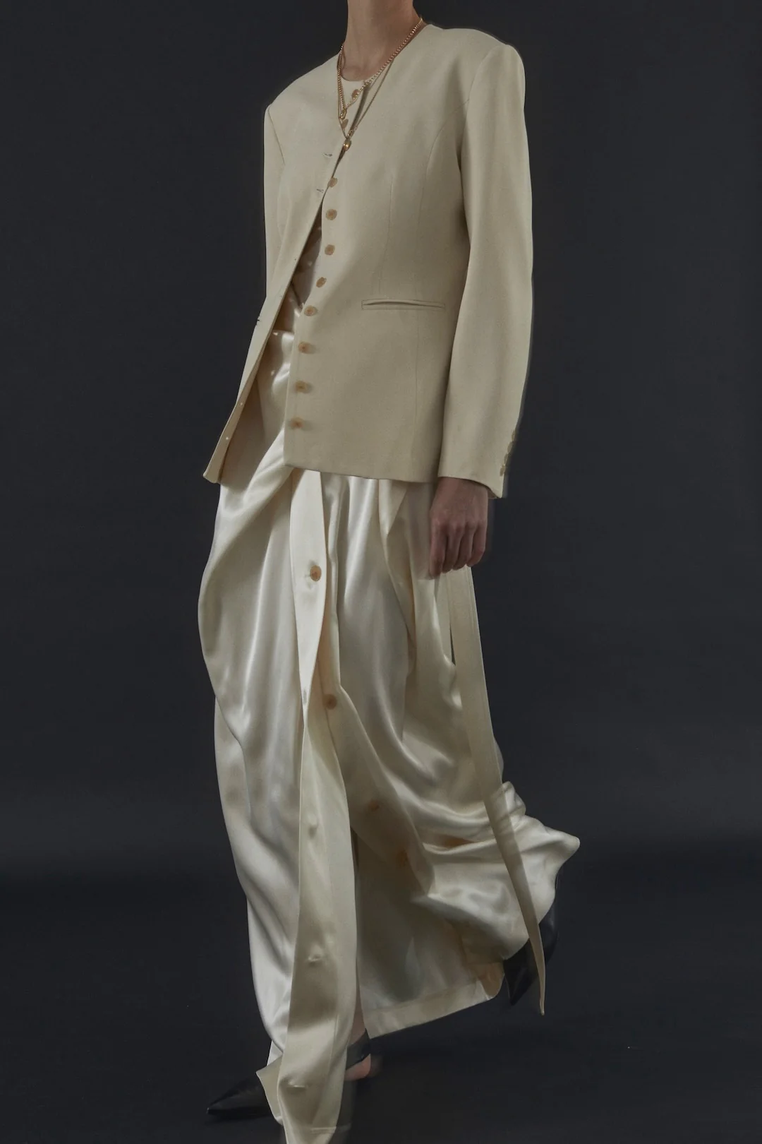 Catalina Blazer in Fluid Twill - Image 8