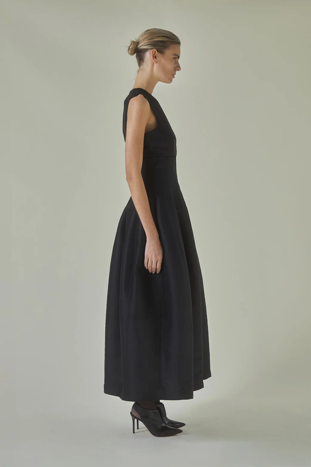 Estefania Dress - Image 4
