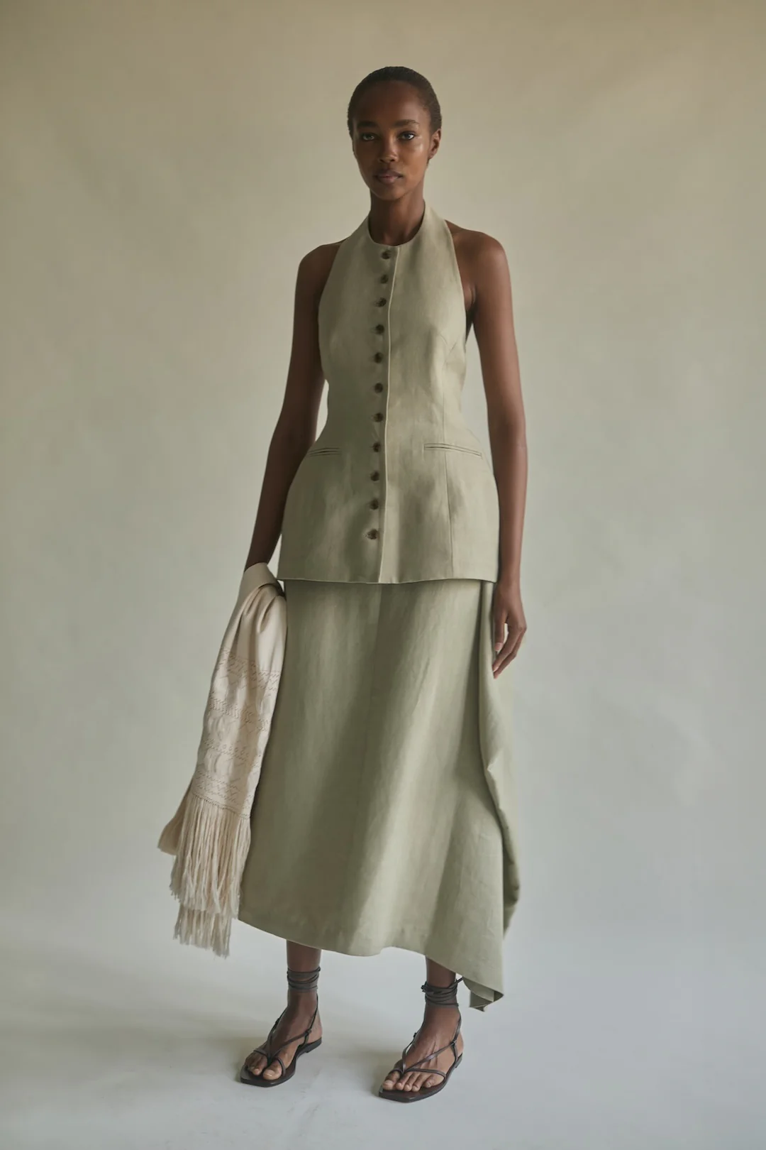 Lupita Top in Linen - Image 10