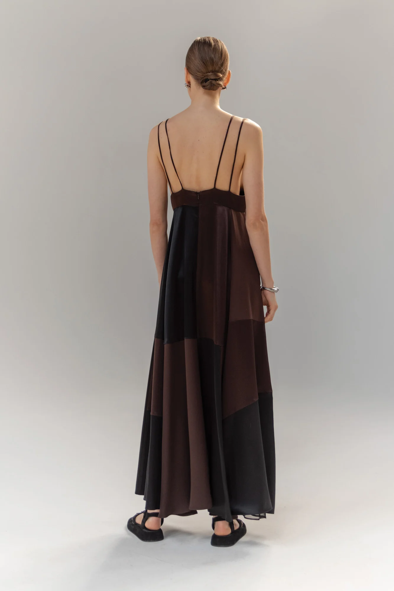 Magdalena Dress in Chocolate/Black - Image 3