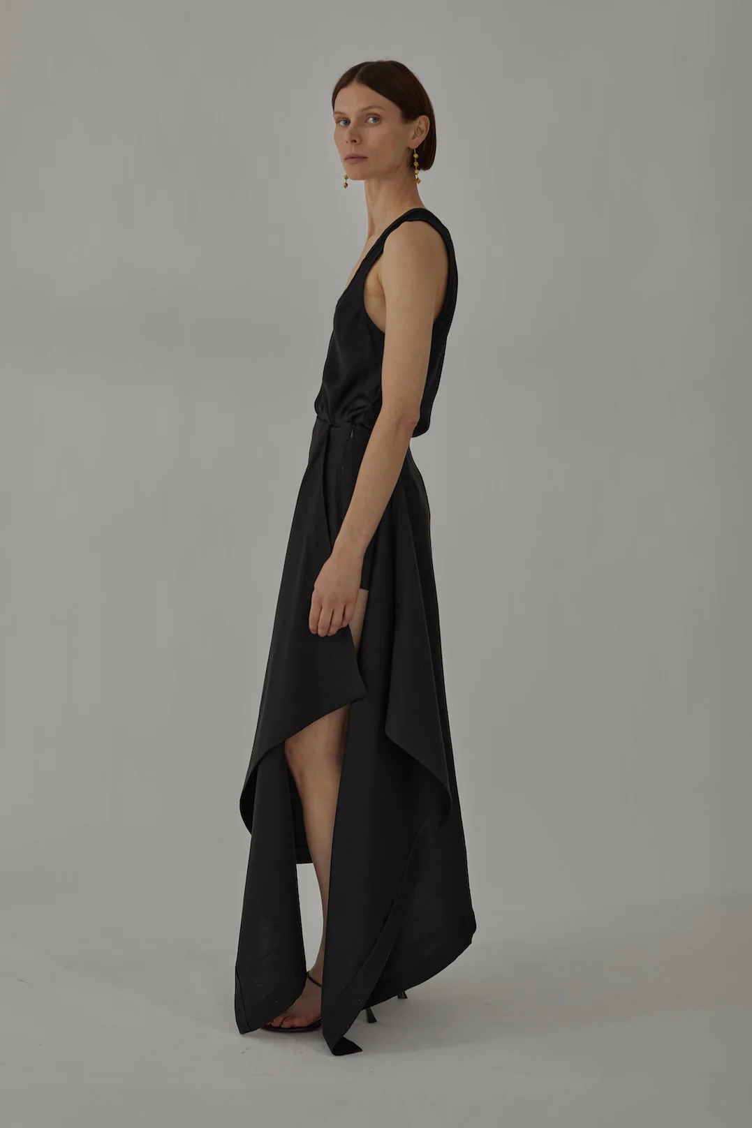 Mel Skort in Black - Image 4