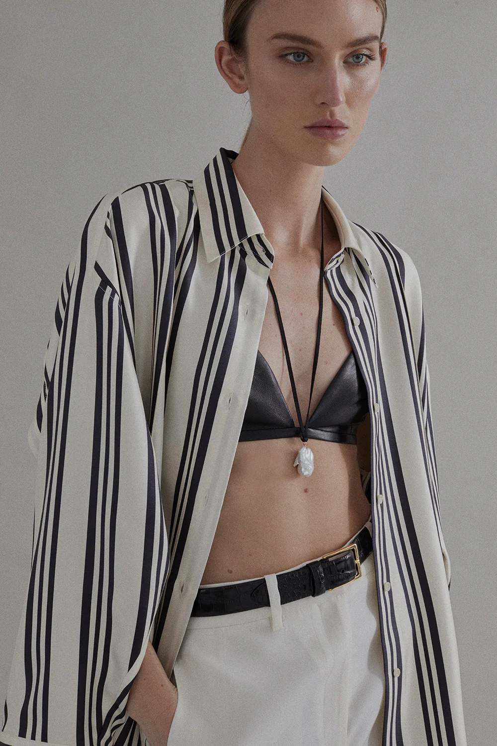 Vivi Shirt in Stripe - Image 9