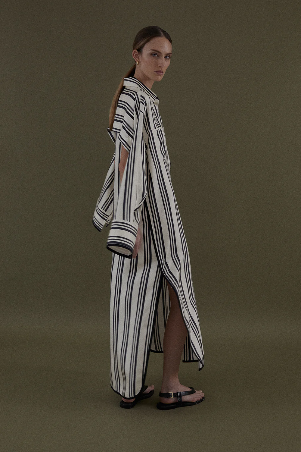 Viviana Dress in Stripe - Image 5